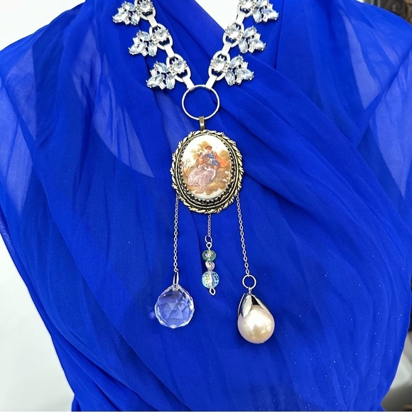 OOAK Assemblage Art Cameo Pendant Victorian Lovers Necklace Repurposed Vintage - Picture 5 of 11